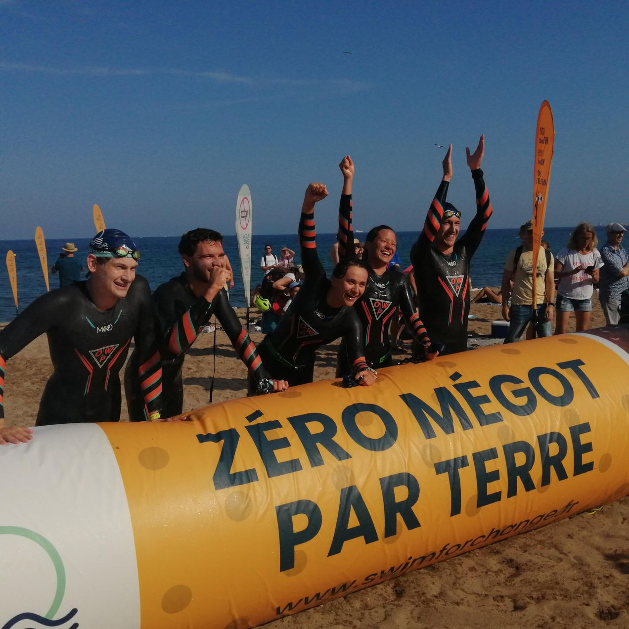 Les 5 nageurs de Swim for Change débarquent à Barcelone